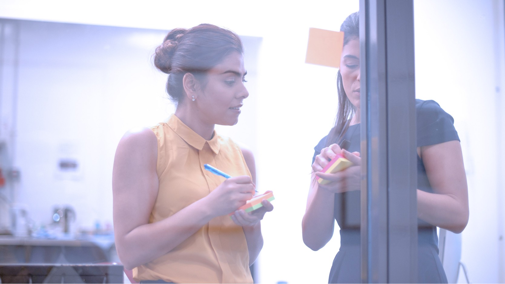 Customer journey mapping visualization and touchpoints